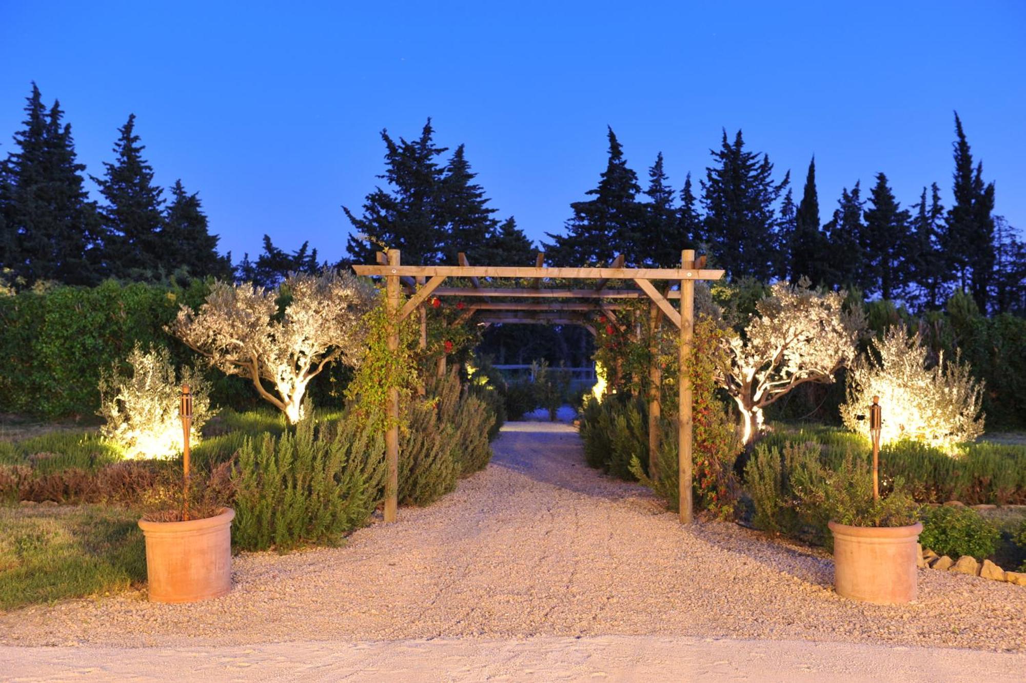 Le Mas Terre Des Anges Sarrians Exterior foto